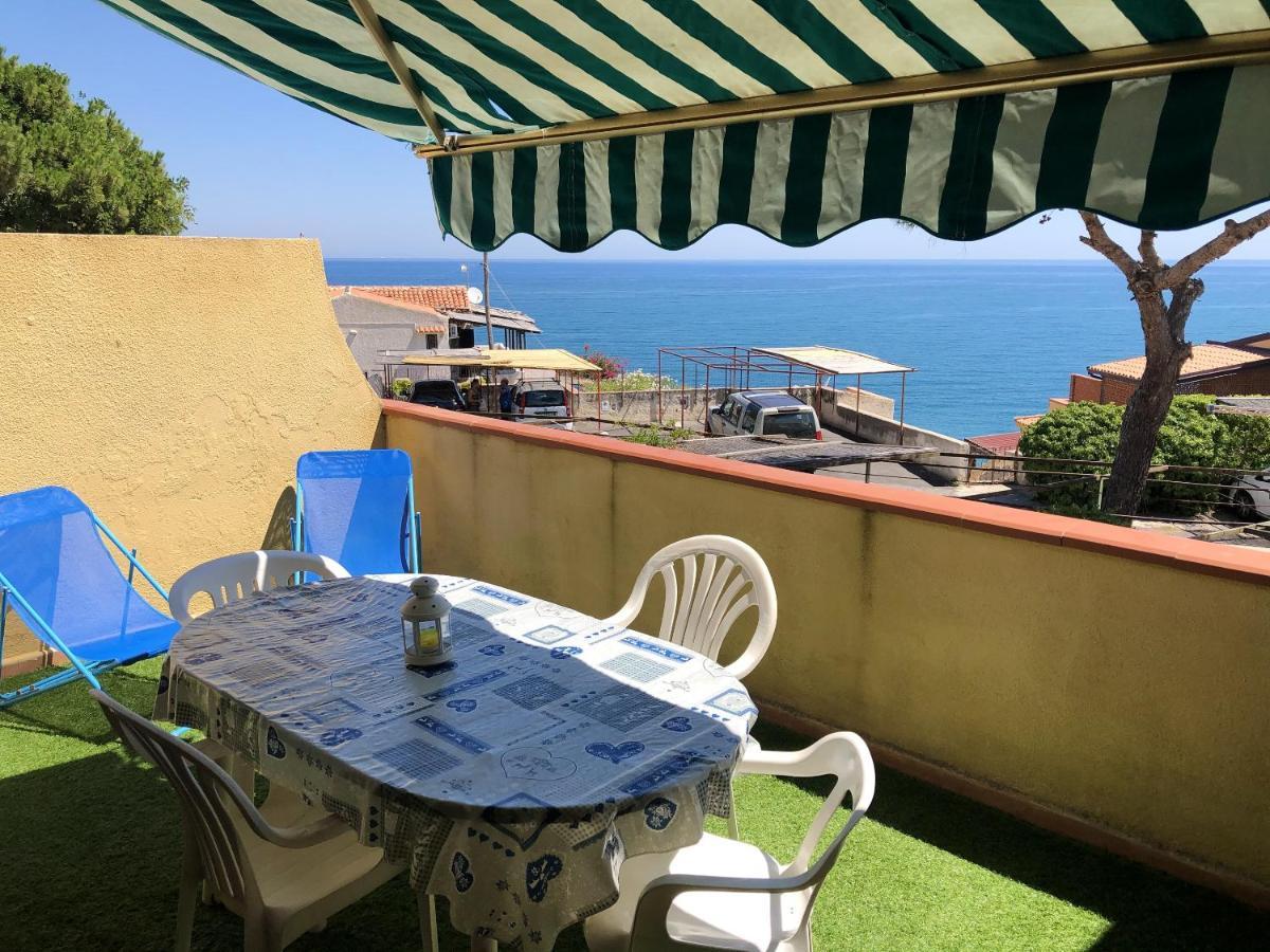 Studio At Costa Saracena Castelluccio 30 M Away From The Beach With Sea View Shared Pool And Furnished Terrace Agnone Bagni Luaran gambar